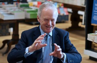 Barnes & Noble CEO James Daunt clarifies decision not to ban sales of AI-generated books