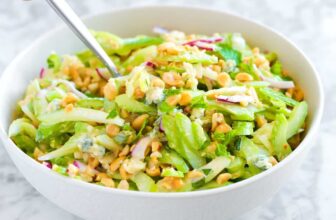 Celery Salad Recipe (Fresh & Crunchy)